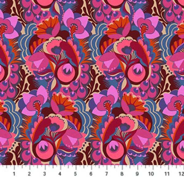 2 1/2 Yd Anna Maria Shooting Star Baroque Remnant