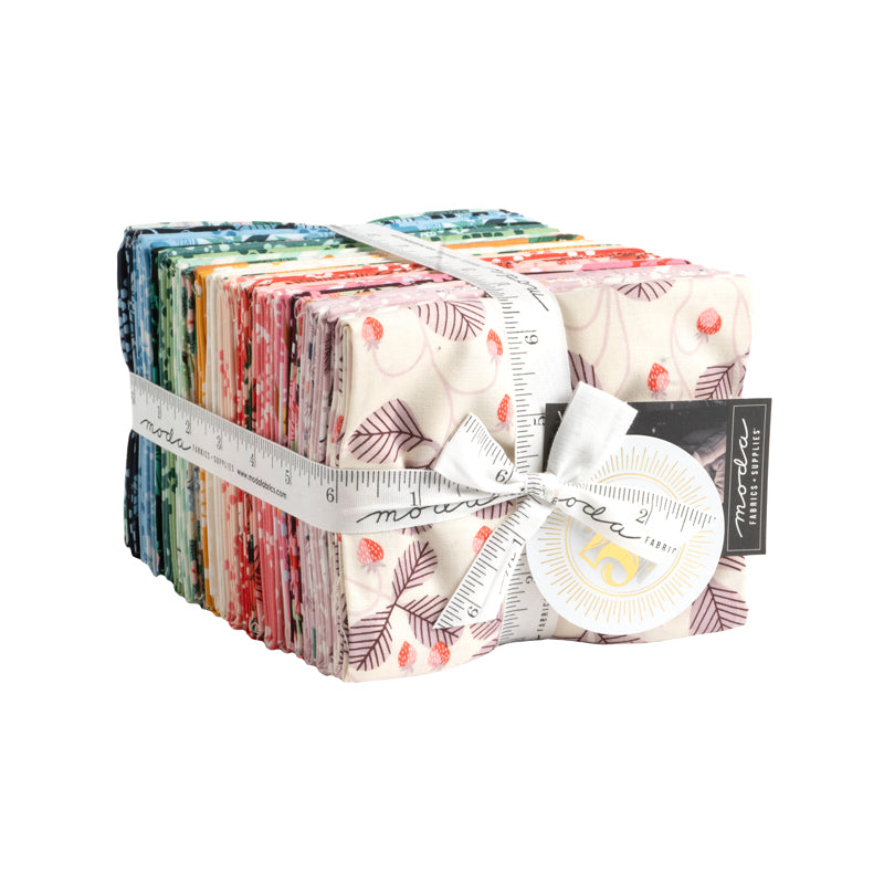 LOVE LETTER Fat Quarter Tower by Lizzy House