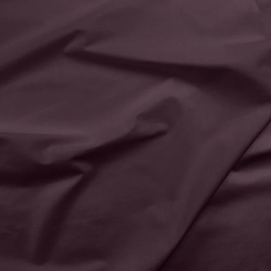 PAINTER'S PALETTE Blackberry Solid Yardage