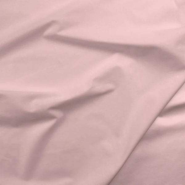 PAINTER'S PALETTE Carnation Solid Yardage