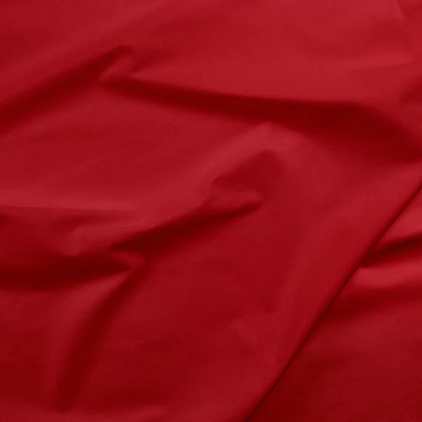 PAINTER'S PALETTE Crimson Solid Yardage