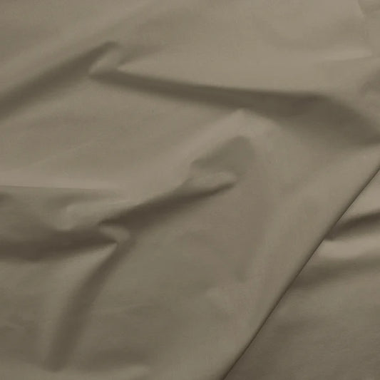 PAINTER'S PALETTE Mink Solid Yardage