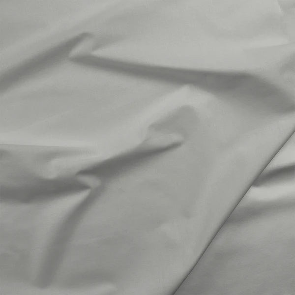 PAINTER'S PALETTE Pale Silver Solid Yardage