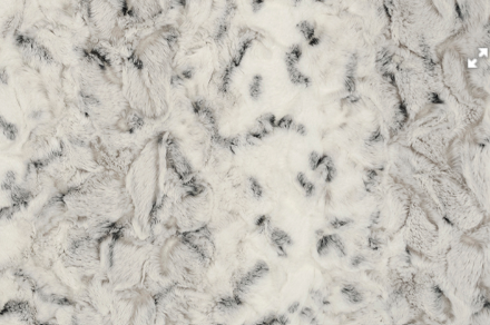 2 Yard Luxe Cuddle Cut Snowyowl Alloy